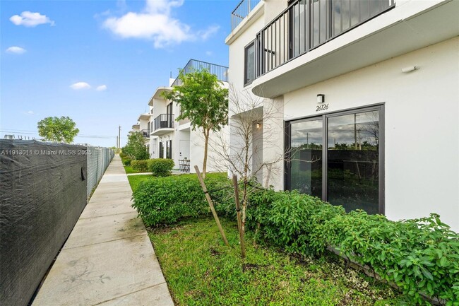 Building Photo - 26126 SW 146th Ave