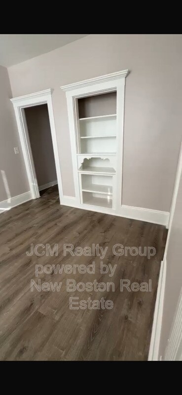 Foto del edificio - 124 Central Avenue