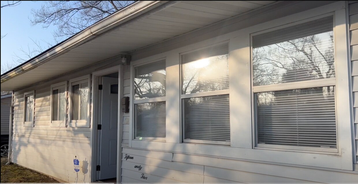 Foto principal - 1595 Elaine St
