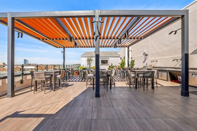 Foto del edificio - 251 6th St