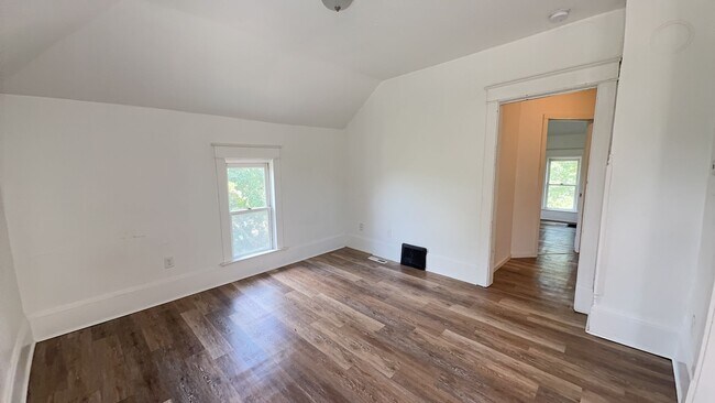 Foto del edificio - 540 Wausau Rd