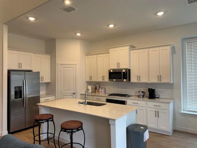 Building Photo - 229 Invermore Dr