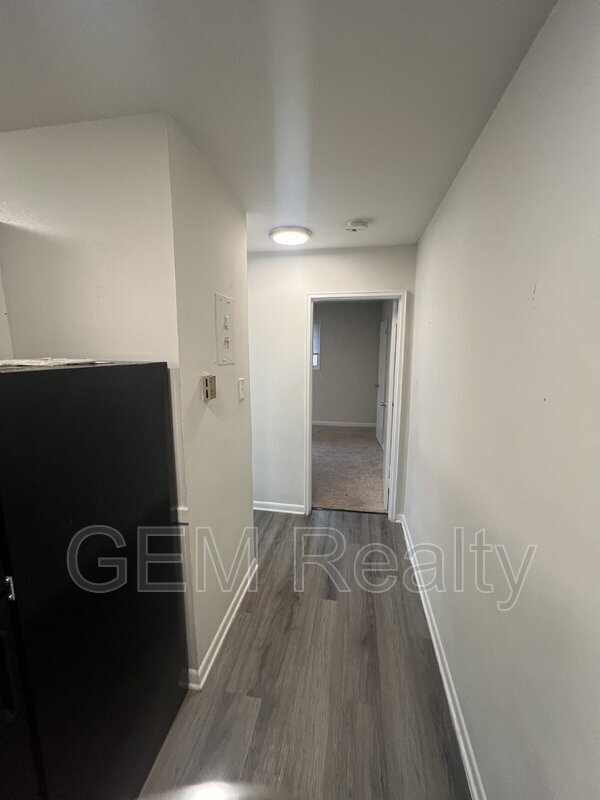 Foto del edificio - 14404 Gemstone Dr