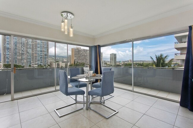 Foto del edificio - Welcome to The Bel-Aire, an exclusive and rarely available gem nestled in the heart of Waikiki!