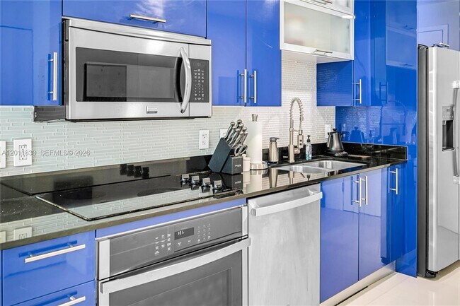 Foto del edificio - 60 SW 13th St