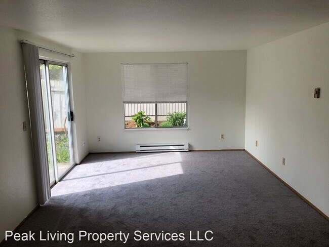 Foto del edificio - 10540-10544 Whitman Ave N