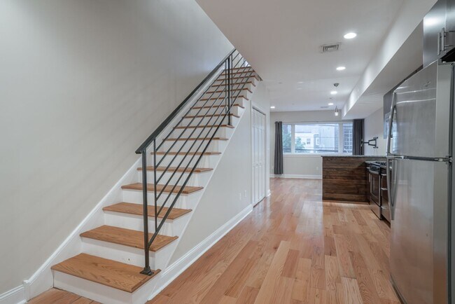Photo - 724 N 3rd St Apartment