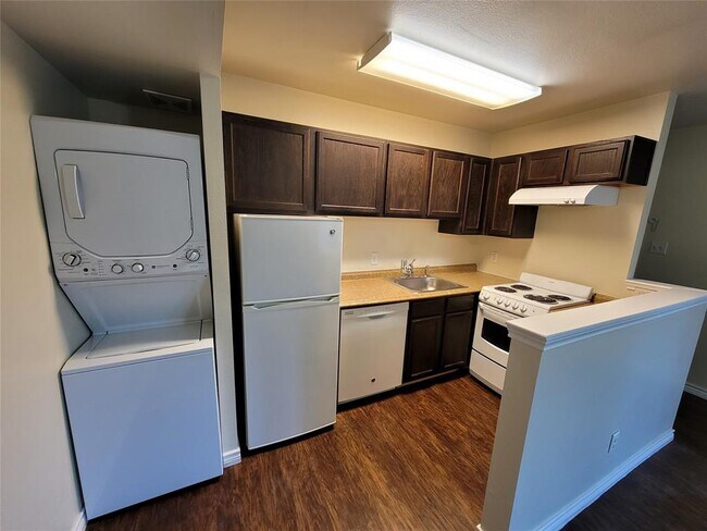 Foto del edificio - 9829 Walnut St