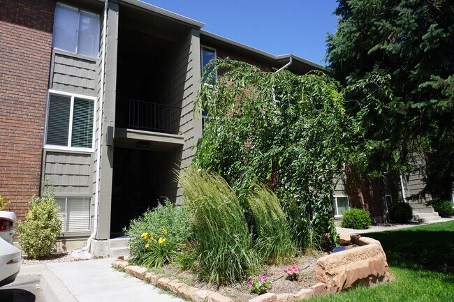 Foto del edificio - Cozy South Salt Lake 2 Bedroom 1 Bath