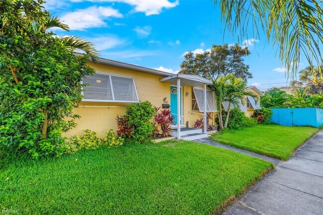 Building Photo - 3 br, 2 bath House - 3500 R 14th Street N