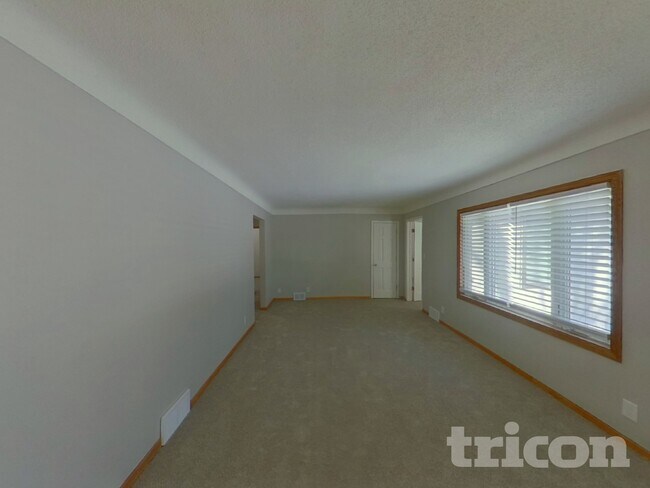 Foto del edificio - 2931 Woodbridge St