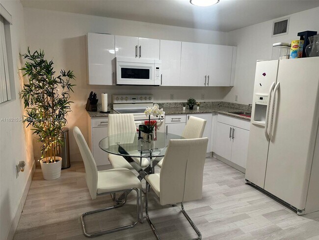 Foto del edificio - 1029 NW 3rd St