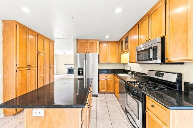 Foto del edificio - 11770 Treeview Pl