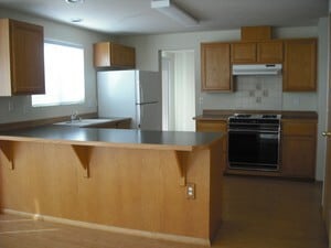 Building Photo - Huge deck, triple car garage/RV parking, storage