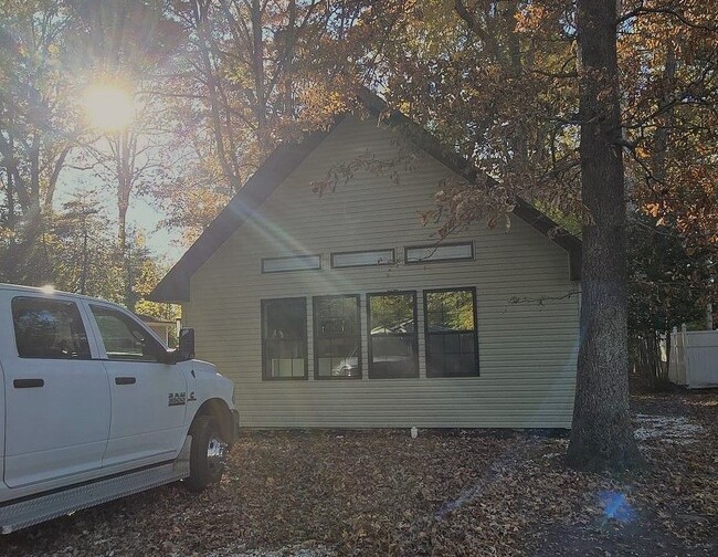 Building Photo - 22828 Sycamore Dr