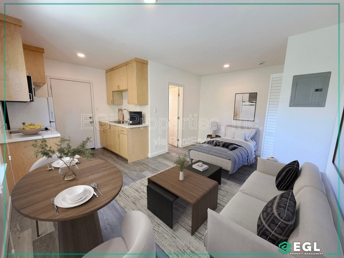 4239 1/2 West 64th Street - 4239 1/2 West 64th Street