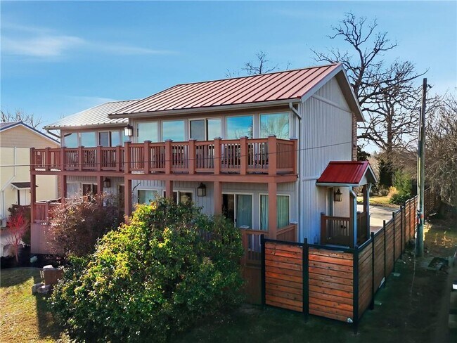 Foto del edificio - 14805 Dutchmans Dr