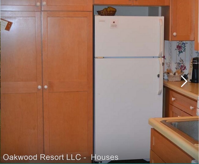 Foto del edificio - 5 br, 2 bath House - 1163 S Oakwood Circle...