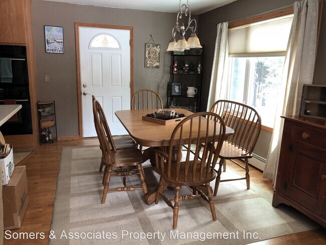 Foto del edificio - 4 br, 2 bath House - 3047 Hurst Rd