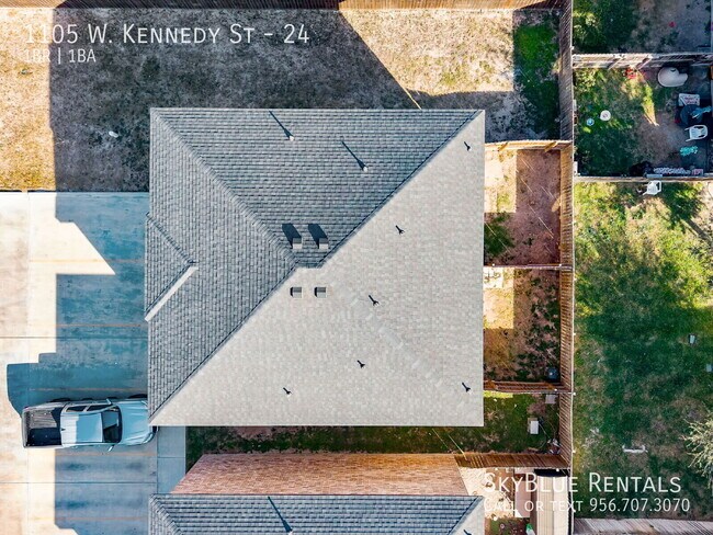 Foto del edificio - 1105 W Kennedy St