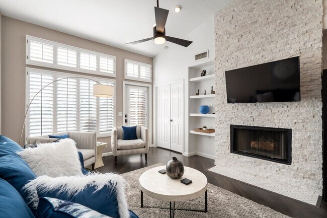 Foto del edificio - 7950 E Starlight Way