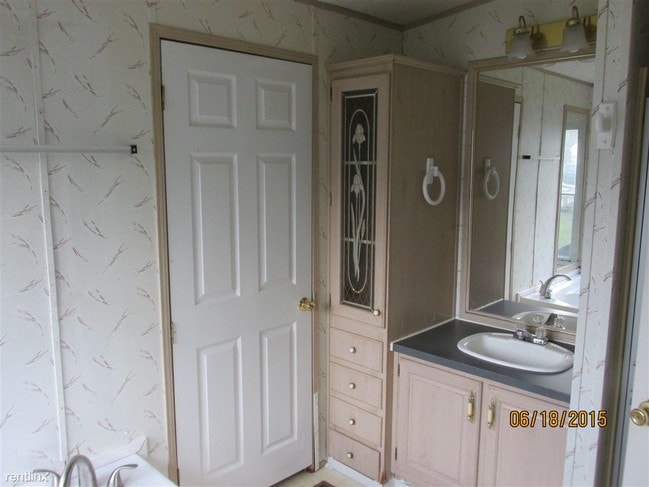 Building Photo - 217 Wild Meadows Dr