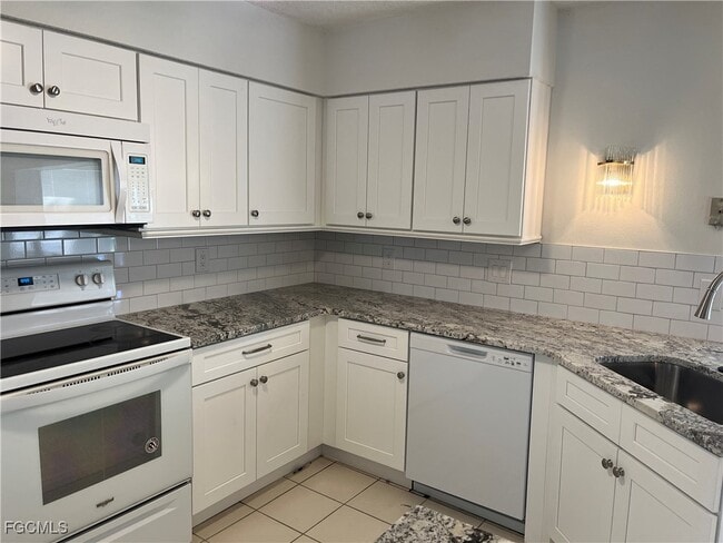 Building Photo - 7400 College Pkwy