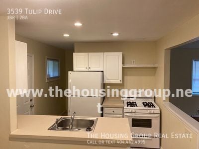 Building Photo - One story Brick Ranch in Decatur - Ready n...