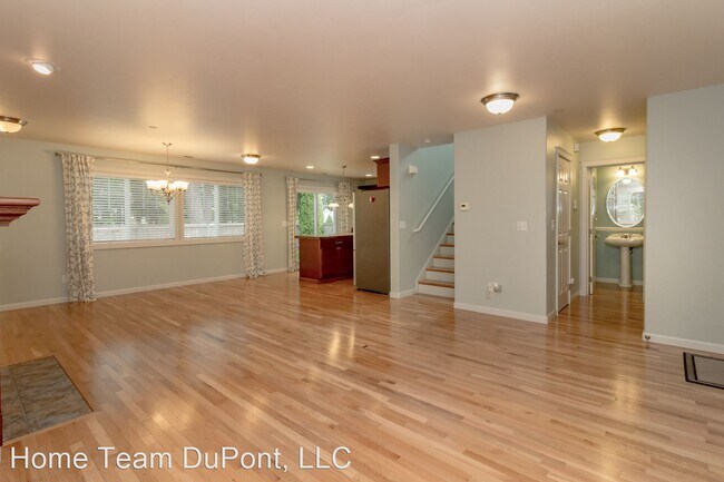 Building Photo - 3 br, 2.5 bath House - 1322 Hudson St