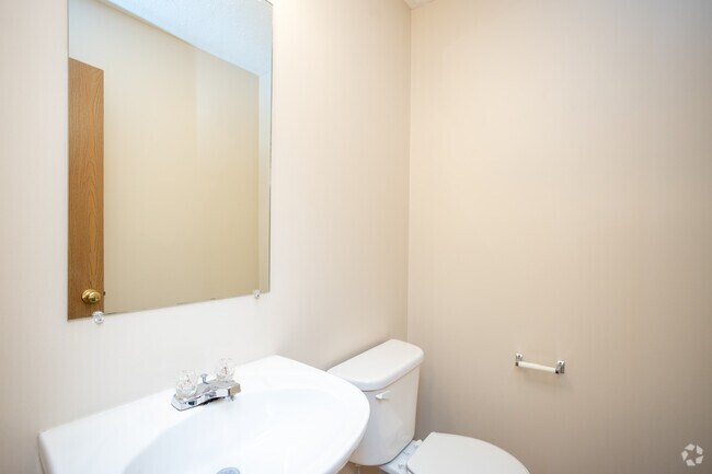 2HAB, 1.5BA - 1,115 ft² - The Ridge Apartments & Townhomes