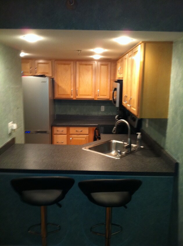 Foto principal - 270 E Highland Ave