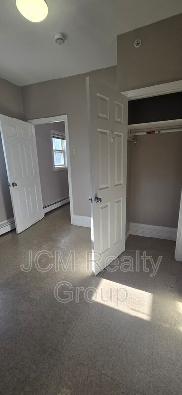 Building Photo - 66 Batchelder St