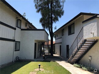 Building Photo - 908 Lombard Dr