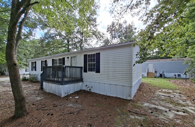 Building Photo - 111 Carnes Blvd