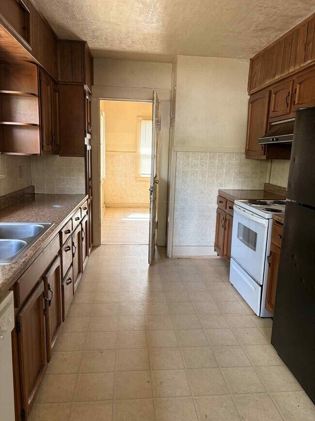 Foto del edificio - JOPLIN RENTAL: 2 BEDROOM/ 1 BATHROOM HOUSE...