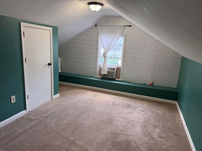 Foto del edificio - 24 S Alicia Dr