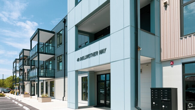 Building Photo - 40 Bellwether Way