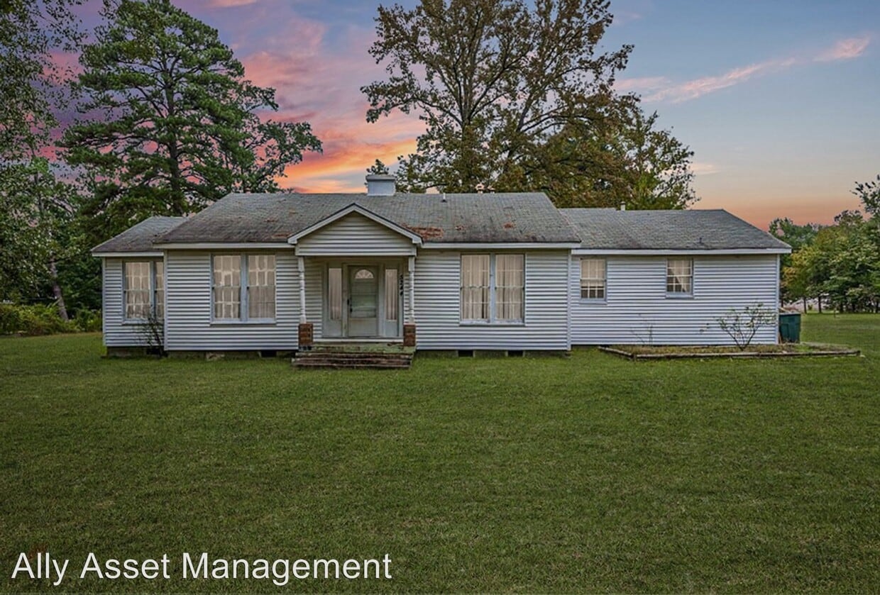 Primary Photo - 3 br, 2 bath House - 5244 N Market