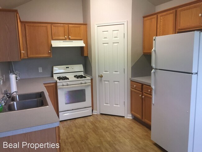 Building Photo - 3 br, 2 bath House - 3811 Meadow View