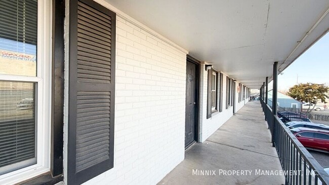 Foto del edificio - 2010 Ave. S