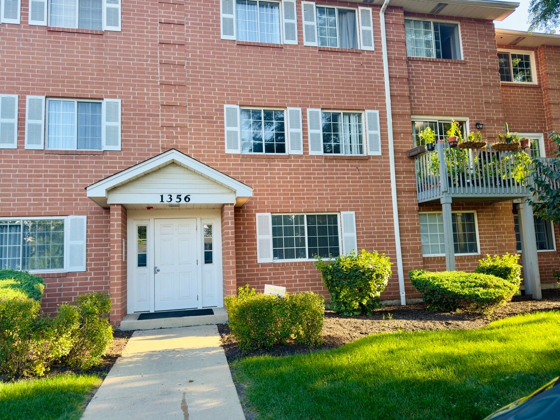 Primary Photo - 1356 S Lorraine Rd