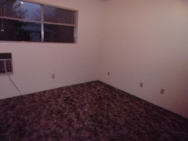 Foto del edificio - Nice apartment in convenient location