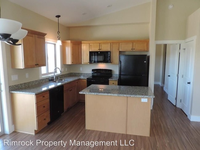 Building Photo - 3 br, 2 bath House - 907 Mossman Drive