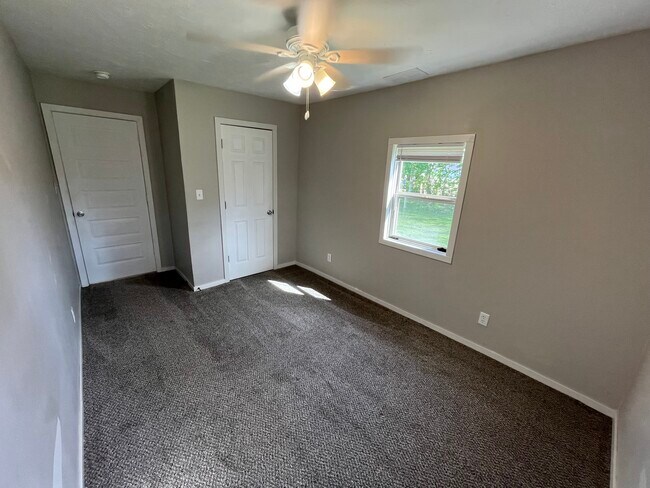 Foto del edificio - 2433 Morton St