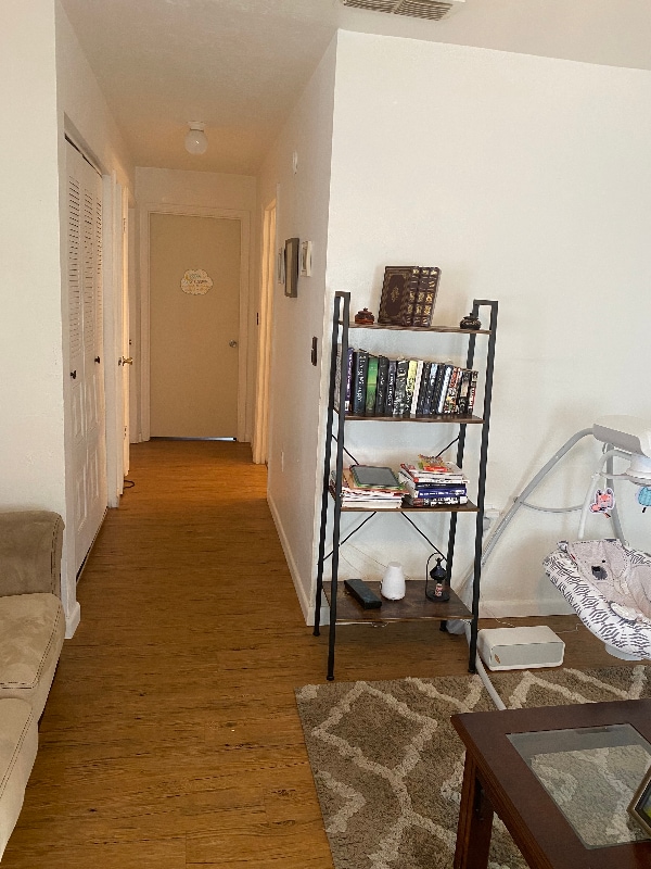 Building Photo - 3600 SW 23rd St