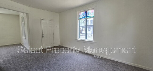 Building Photo - 1414 Oakland St