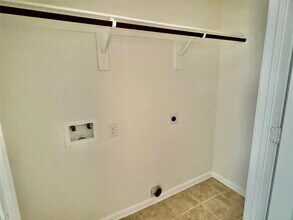 Building Photo - 26680 Pools Creek Dr