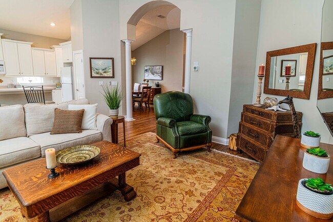 Foto del edificio - On island time -BBQ-Pool -sleeps 10 -near ...