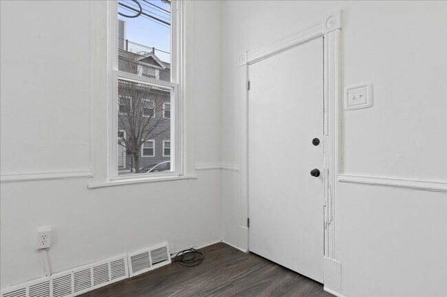 Foto del edificio - 3900 Howley St