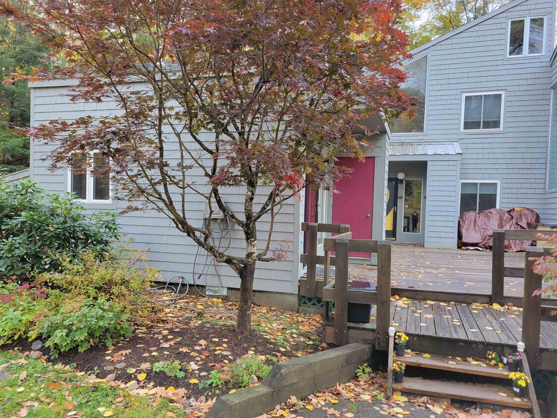 14 Parker Rd Unit C1, Campton, NH 03223 Condo for Rent in Campton, NH